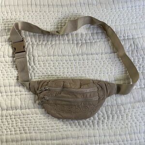 Reebok Beige Fanny Pack